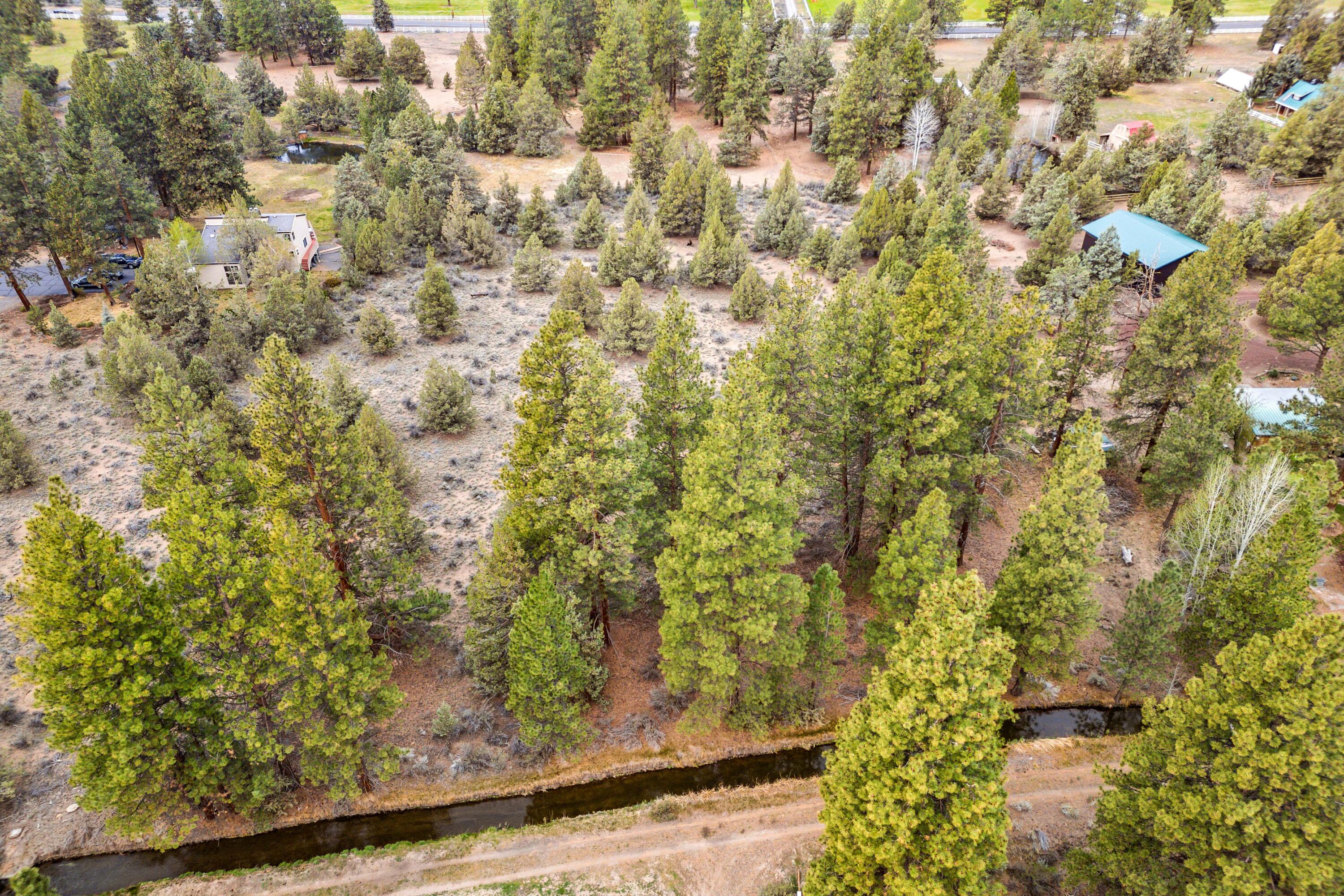 60570 Billadeau Road Bend, OR 97702 - Photo 6 of 20