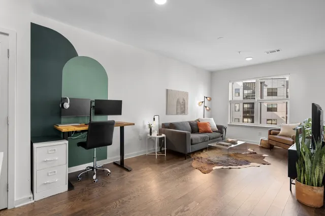 $285,000 | 1677 54th Avenue North, Unit 318, Nashville, TN 37209