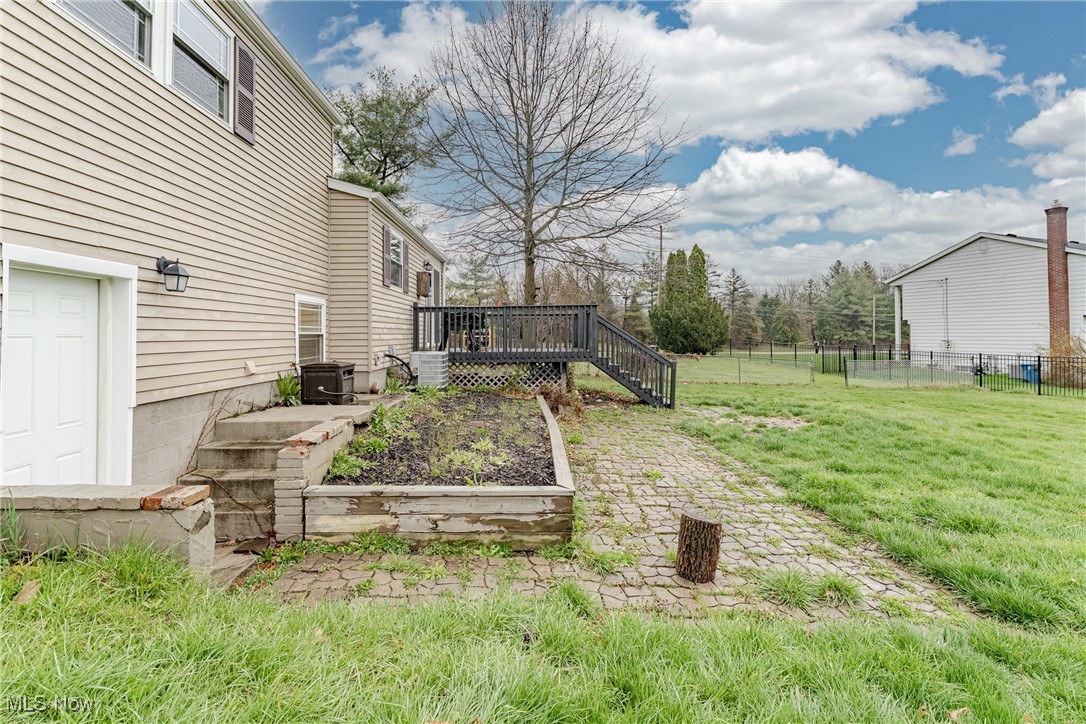 1445 Sunnyacres Road Akron, OH 44321 - Photo 28 of 36
