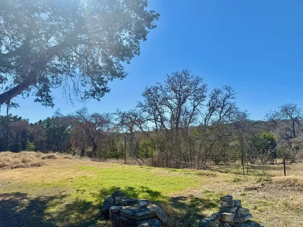 $649,000 | 135-145 Jon Bevan Lane, Ingram, TX 78025