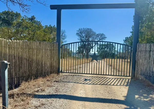 $649,000 | 135-145 Jon Bevan Lane, Ingram, TX 78025