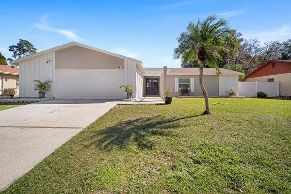 $2,750 | 3708 Greenford Street, Valrico, FL 33596