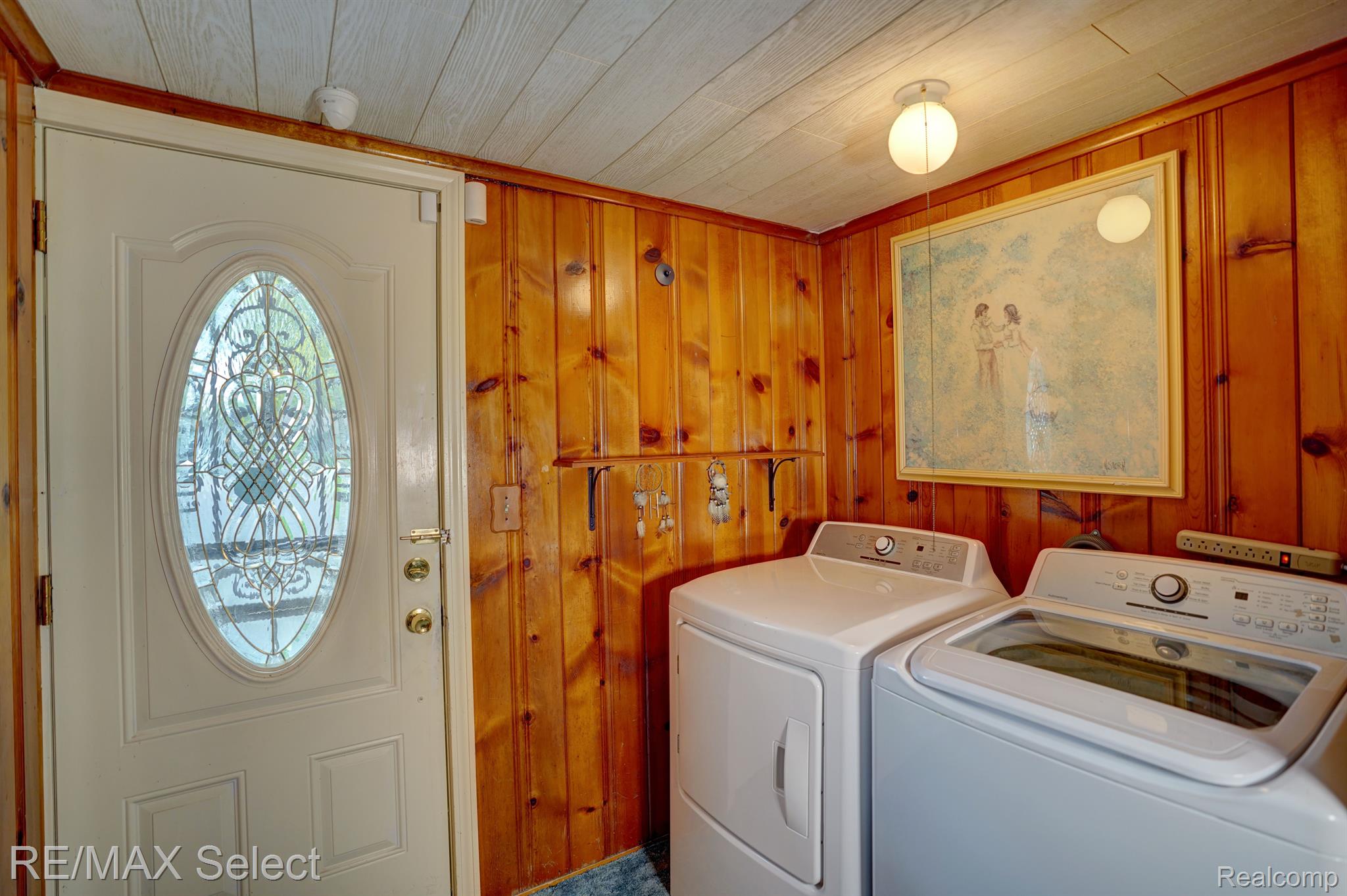 1437 Belsay Road Burton, MI 48509 - Photo 48 of 59 Gallery Image 48
