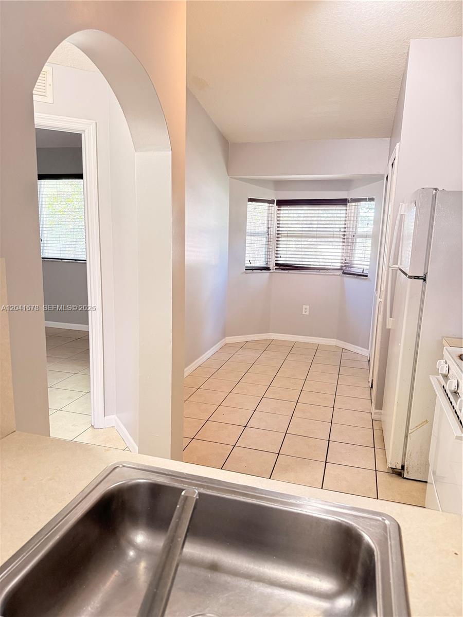 2930 Southeast 12th Road, Unit 20531 Homestead, FL 33035 - Photo 5 of 16