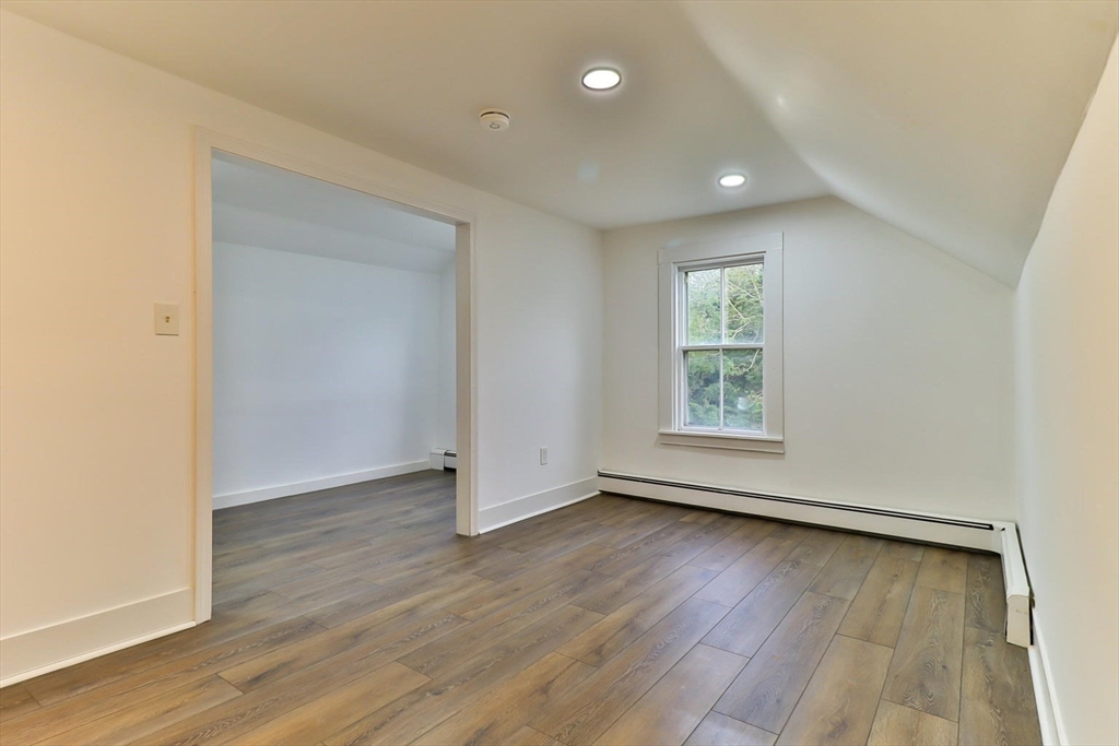 194 Main Street Dennis, MA 02638 - Photo 15 of 20