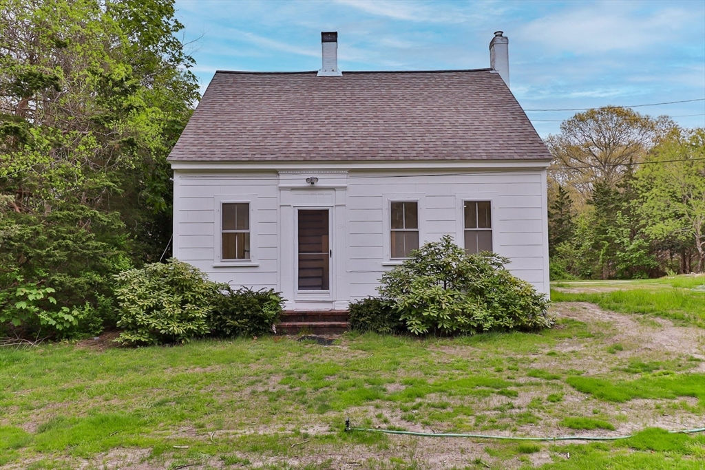 194 Main Street Dennis, MA 02638 - Photo 2 of 20
