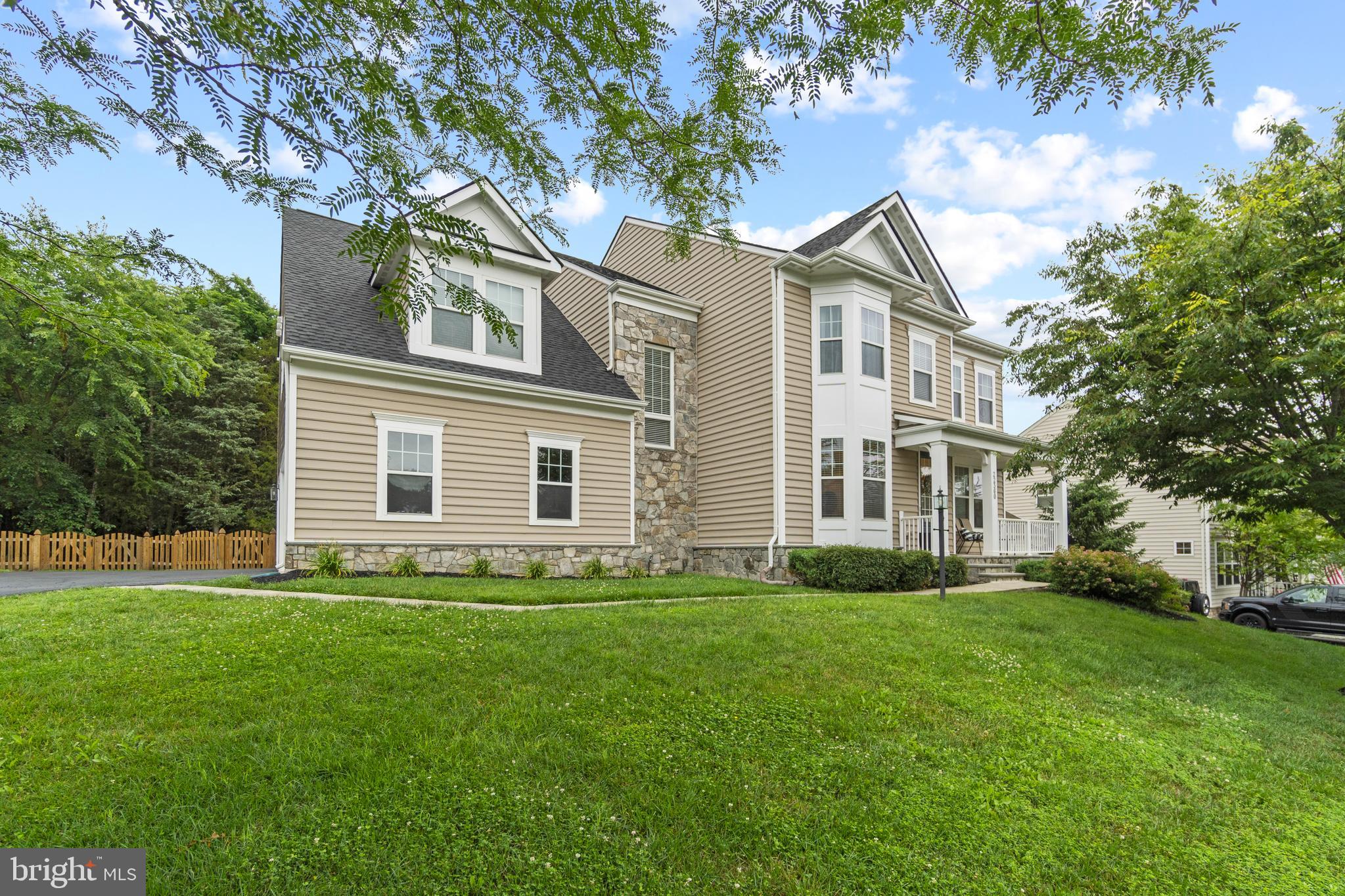 22360 Aging Oak Drive Leesburg, VA 20175 - Photo 2 of 51