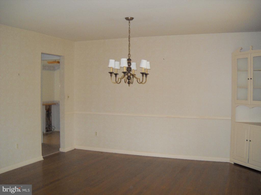 400 East Evergreen Road Lebanon, PA 17042 - Photo 6 of 25 Dining area