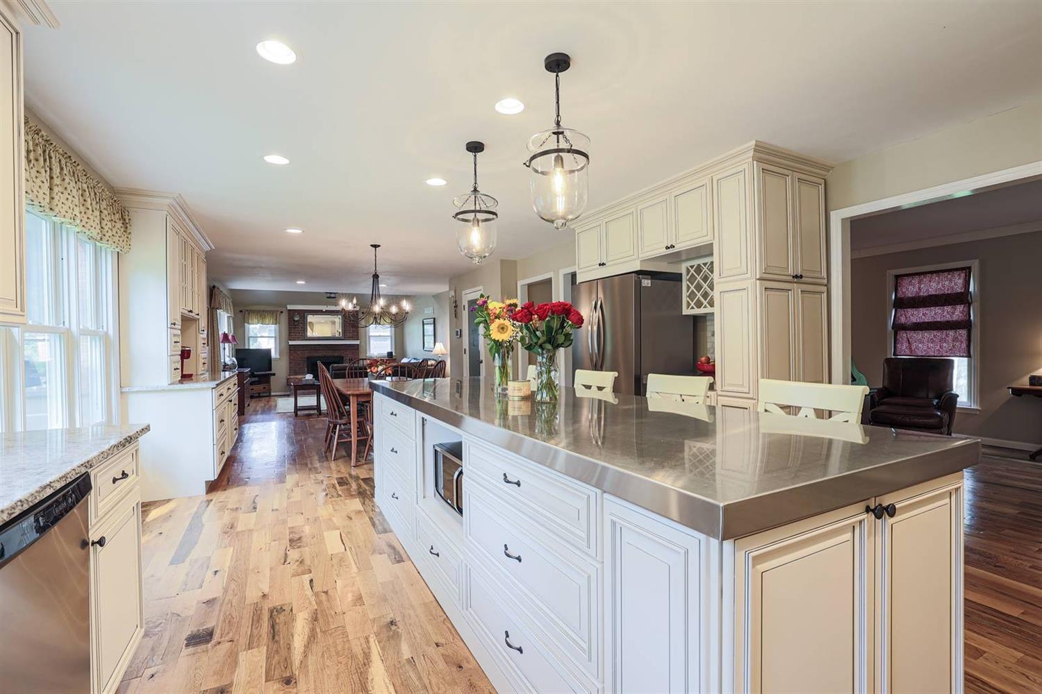 3899 Fulton Grove Road Cincinnati, OH 45245 - Photo 13 of 41 Gallery Image 13