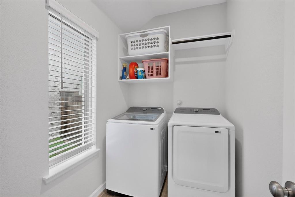 2319 Kirkstall Way Forney, TX 75126 - Photo 24 of 29 a utility room with dryer and washer