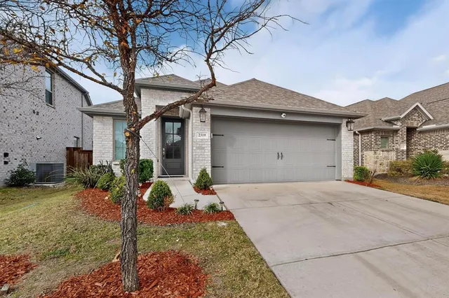 $2,300 | 2319 Kirkstall Way, Forney, TX 75126