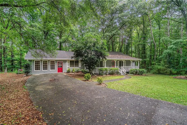 $323,777 | 5317 Highway 81, Loganville, GA 30052