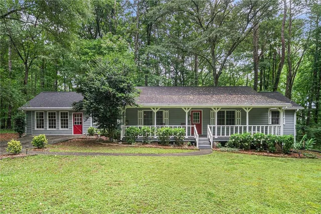 $323,777 | 5317 Highway 81, Loganville, GA 30052