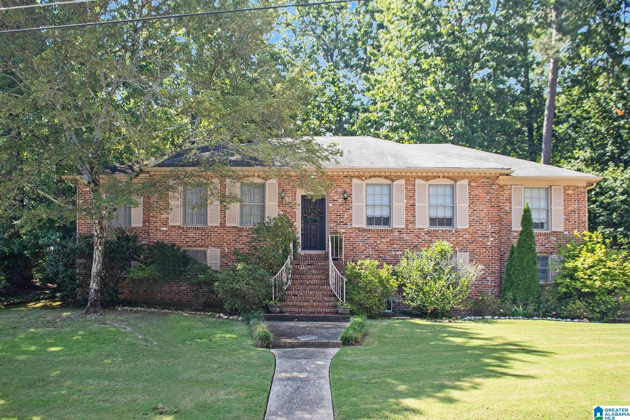 1206 Old Oak Road Birmingham, AL 35235 - Photo 3 of 26