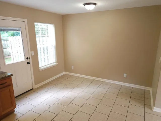 $1,399 | 705 Crestland Avenue, Unit B3, Murfreesboro, TN 37130