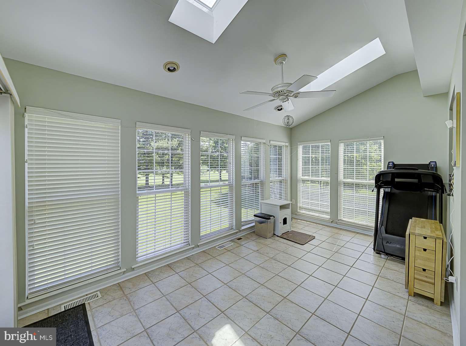 9 Donovan Road Pennington, NJ 08534 - Photo 8 of 24 Gallery Image 8