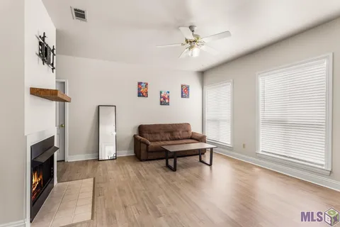 $138,000 | 5141 Nicholson Drive, Unit B49, Baton Rouge, LA 70820