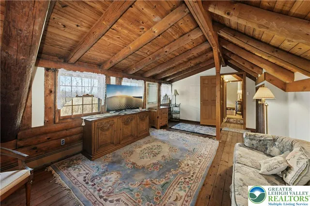 $995,000 | 3980 Lehnenberg Road, Riegelsville, PA 18077