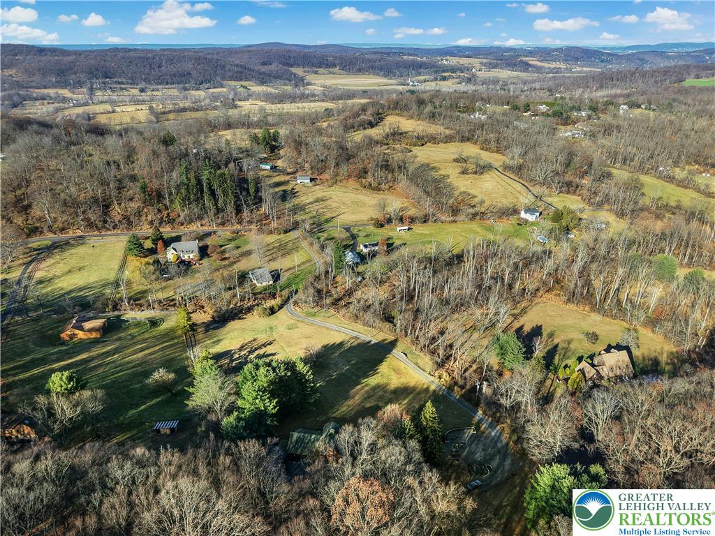 3980 Lehnenberg Road Riegelsville, PA 18077 - Photo 35 of 41 a view of city and mountain