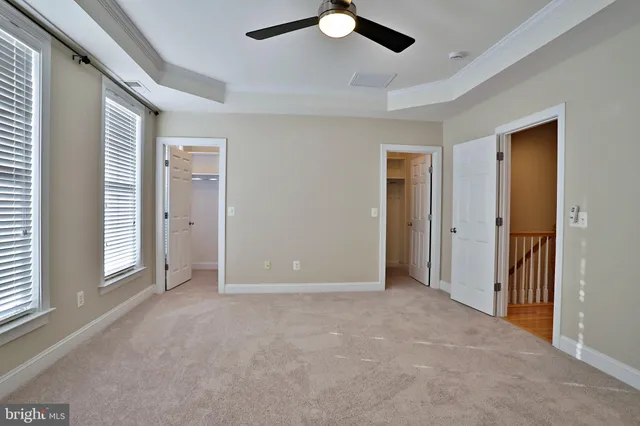 a view of empty room with window