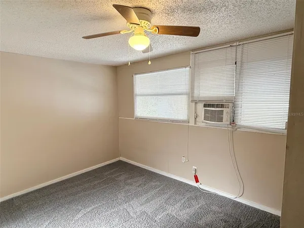 $1,650 | 2609 4th Street South, St. Petersburg, FL 33705