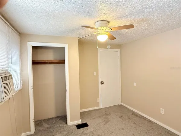 $1,650 | 2609 4th Street South, St. Petersburg, FL 33705
