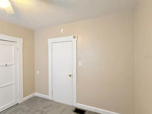 $1,650 | 2609 4th Street South, St. Petersburg, FL 33705