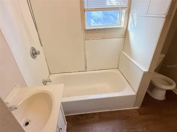 $1,650 | 2609 4th Street South, St. Petersburg, FL 33705