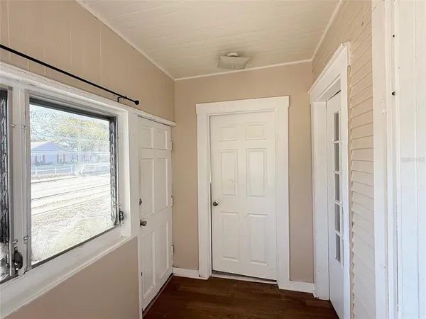 $1,650 | 2609 4th Street South, St. Petersburg, FL 33705