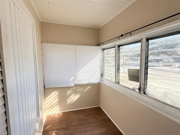 $1,650 | 2609 4th Street South, St. Petersburg, FL 33705