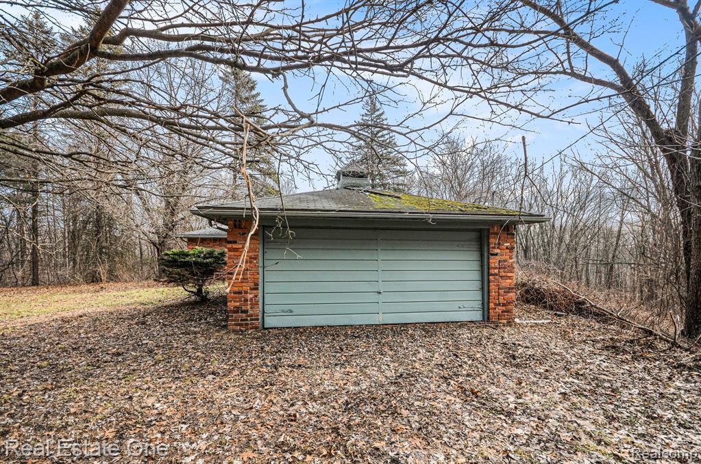3277 South Milford Road Highland, MI 48357 - Photo 7 of 24 Gallery Image 7