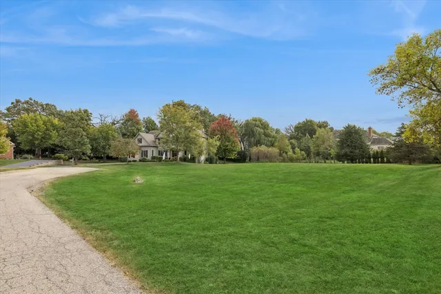 a view of a grassy field