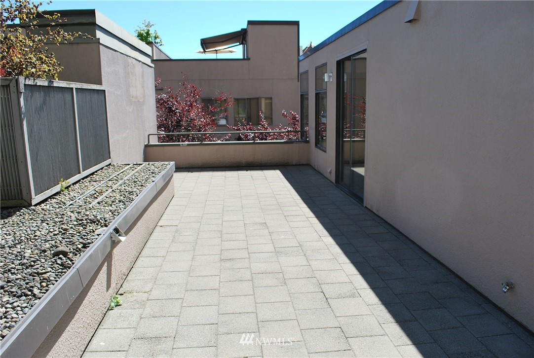 2021 1st Avenue, Unit 55 Seattle, WA 98121 - Photo 17 of 20