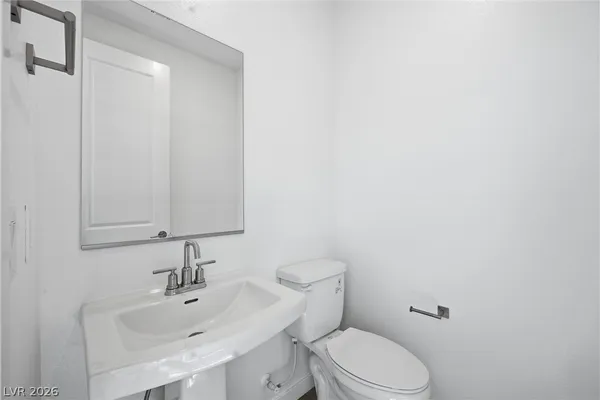 $2,600 | 1512 Hopeful Lark Lane, Las Vegas, NV 89138