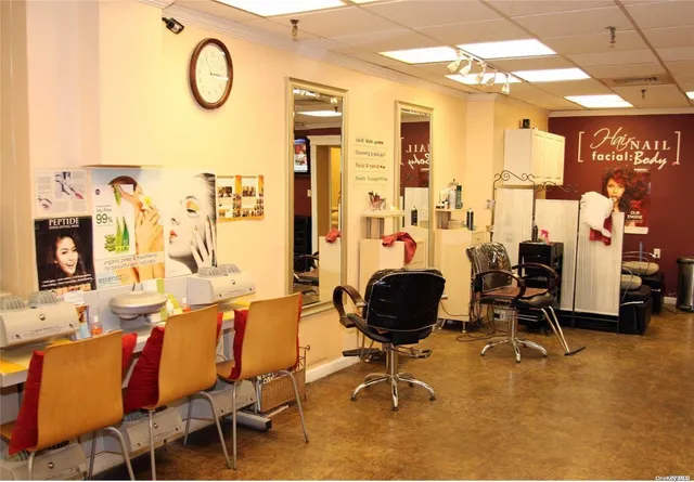 $445,000 | 17-85 215th Street, Unit 12S | Bay Terrace