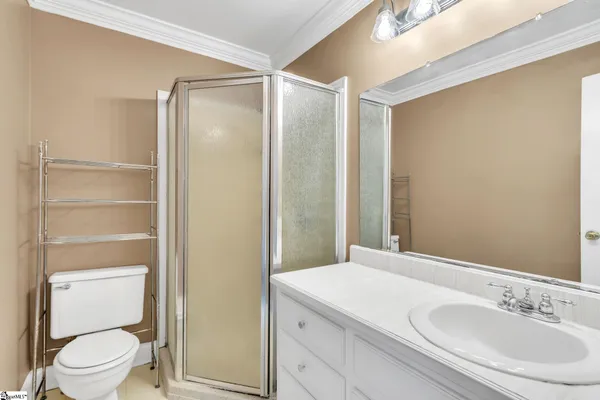 $189,800 | 201 Knighton Drive, Wellford, SC 29385