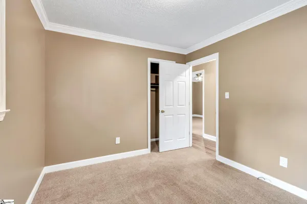 $189,800 | 201 Knighton Drive, Wellford, SC 29385