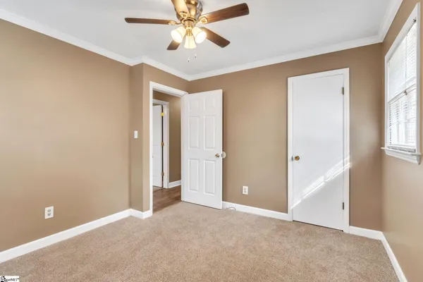 $189,800 | 201 Knighton Drive, Wellford, SC 29385