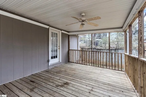 $189,800 | 201 Knighton Drive, Wellford, SC 29385