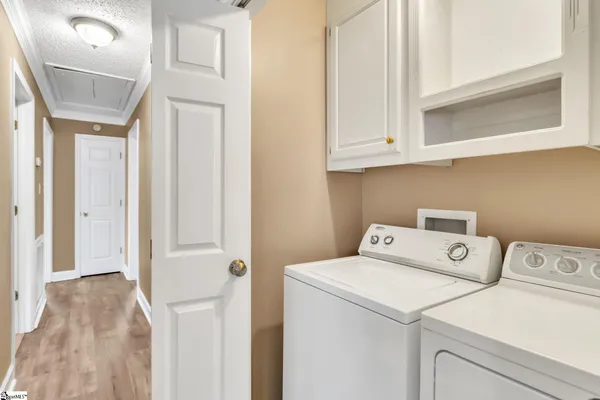 $189,800 | 201 Knighton Drive, Wellford, SC 29385