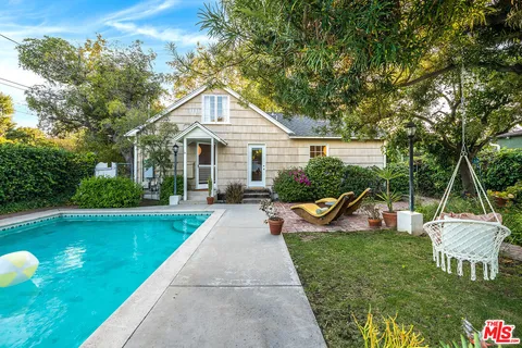 $1,629,000 | 4740 Denny Avenue, Toluca Lake, CA 91602