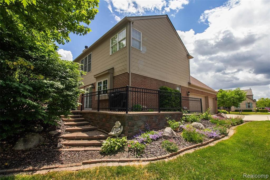 810 Loggers Circle Rochester, MI 48307 - Photo 70 of 73 Gallery Image 70