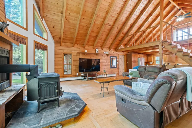 $449,000 | 24 Stone House Court, Whitefield, ME 04353