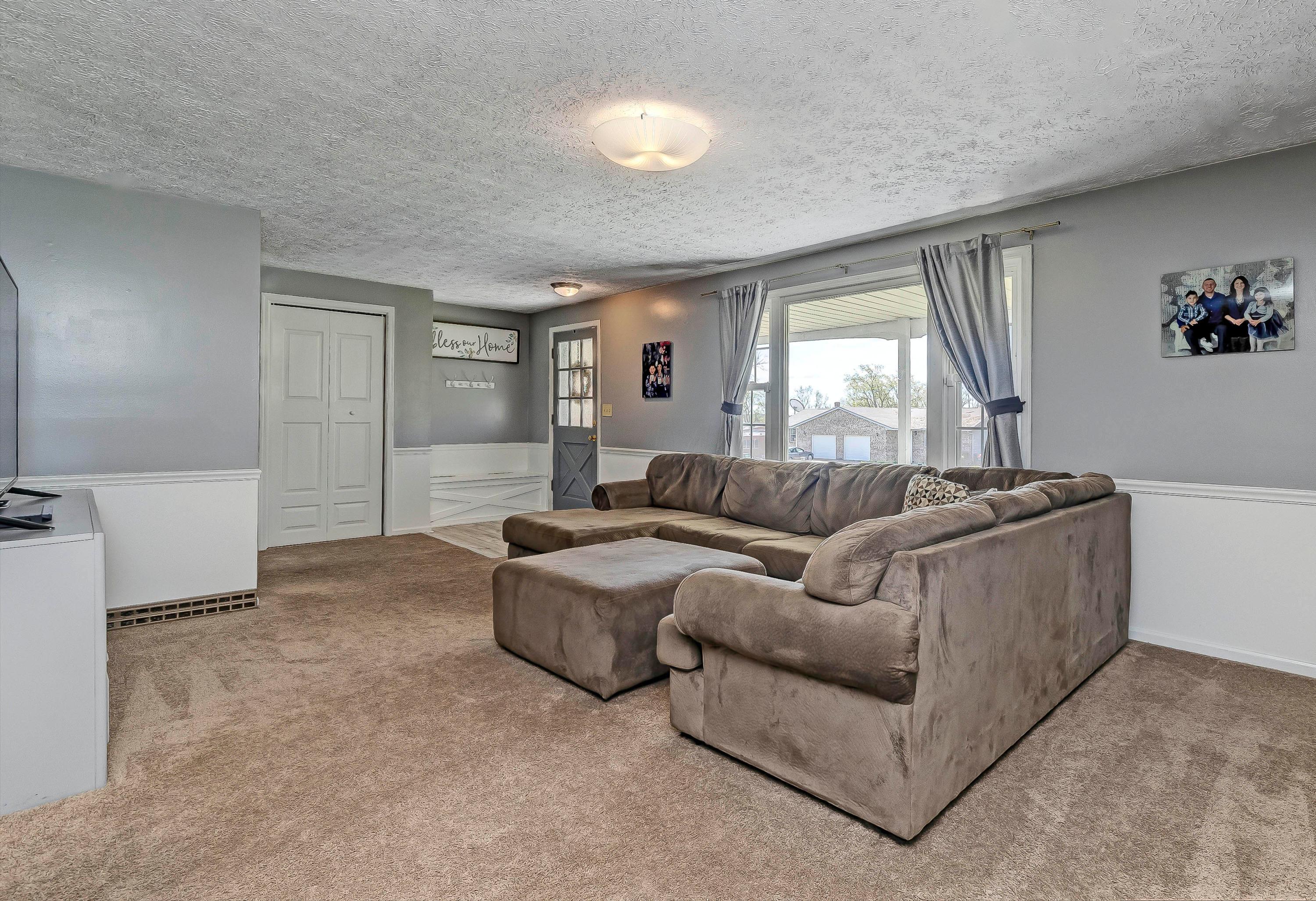 424 Clearview Road Mansfield, OH 44907 - Photo 12 of 37 Gallery Image 12