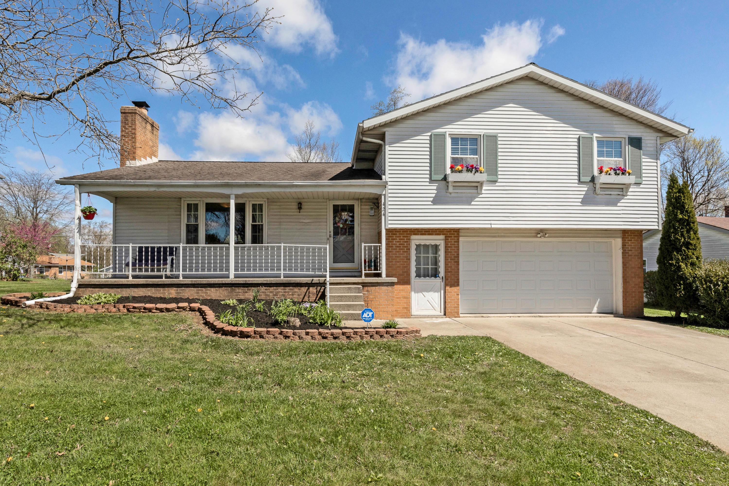424 Clearview Road Mansfield, OH 44907 - Photo 3 of 37 Gallery Image 3