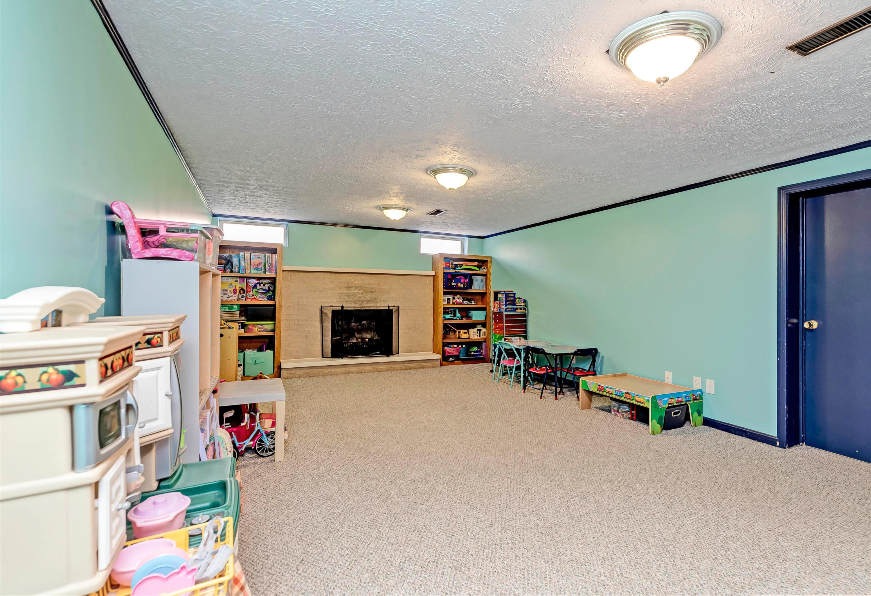 424 Clearview Road Mansfield, OH 44907 - Photo 31 of 37 Gallery Image 31