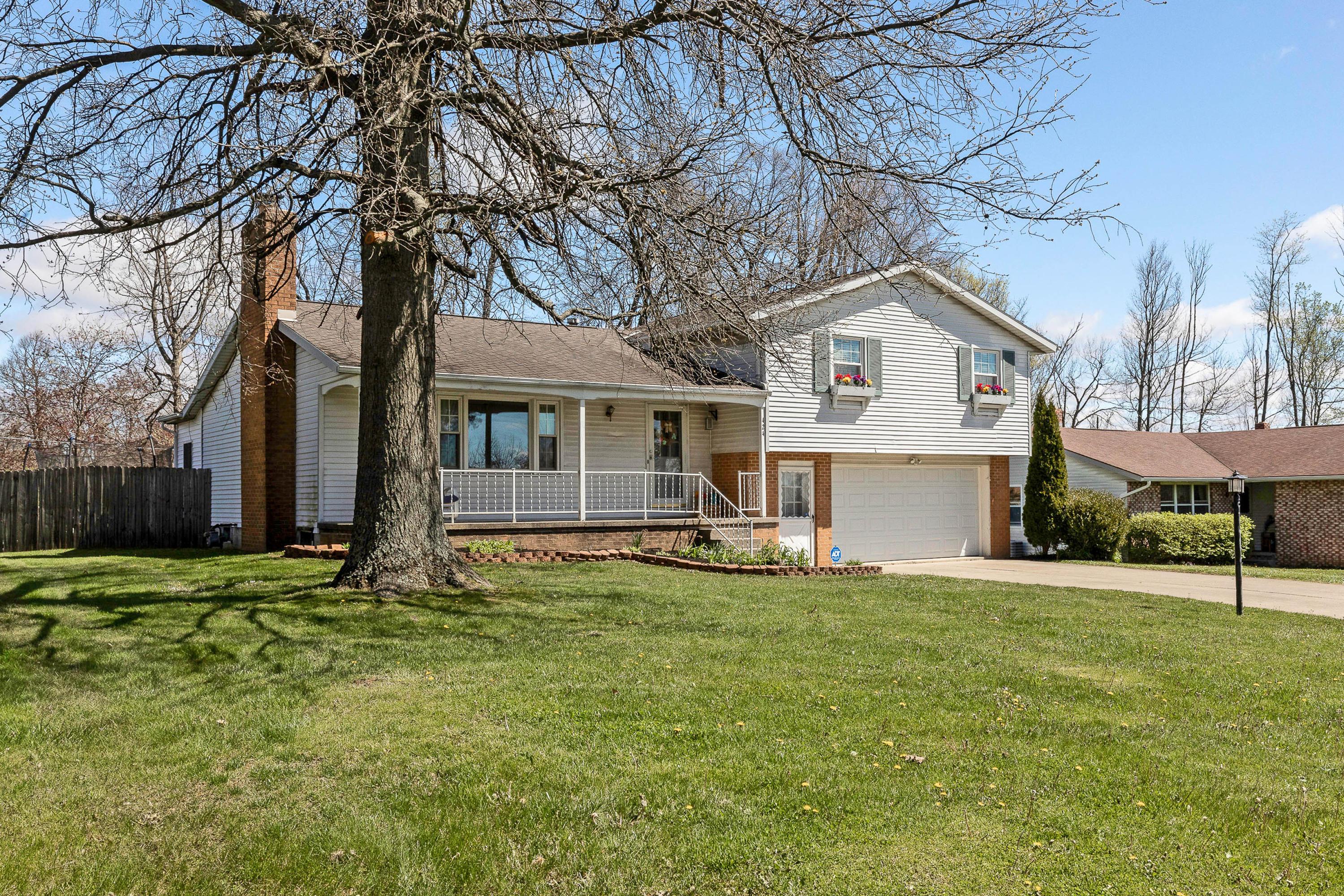 424 Clearview Road Mansfield, OH 44907 - Photo 4 of 37 Gallery Image 4