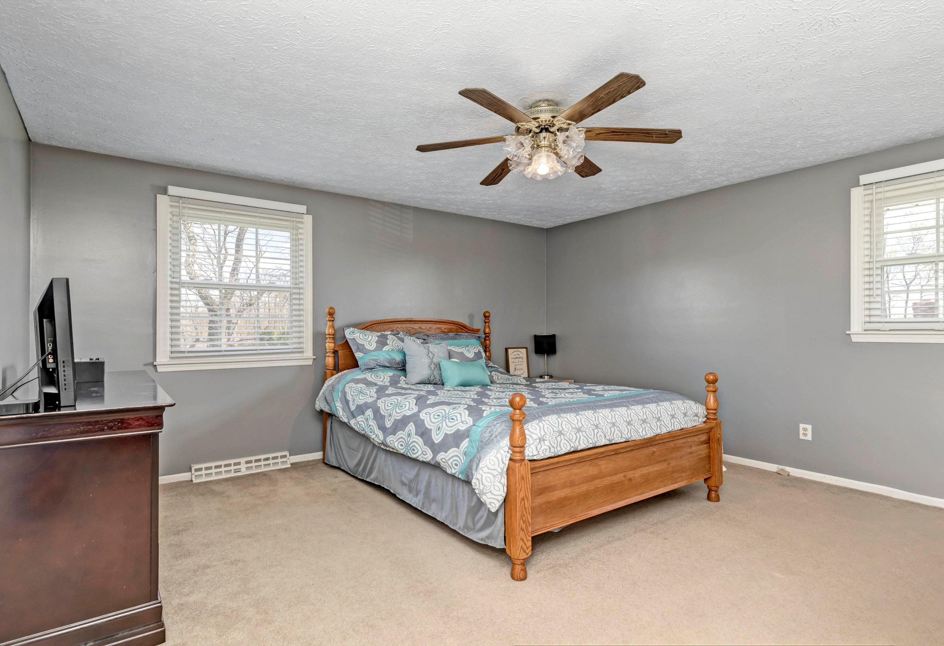 424 Clearview Road Mansfield, OH 44907 - Photo 7 of 37 Gallery Image 7