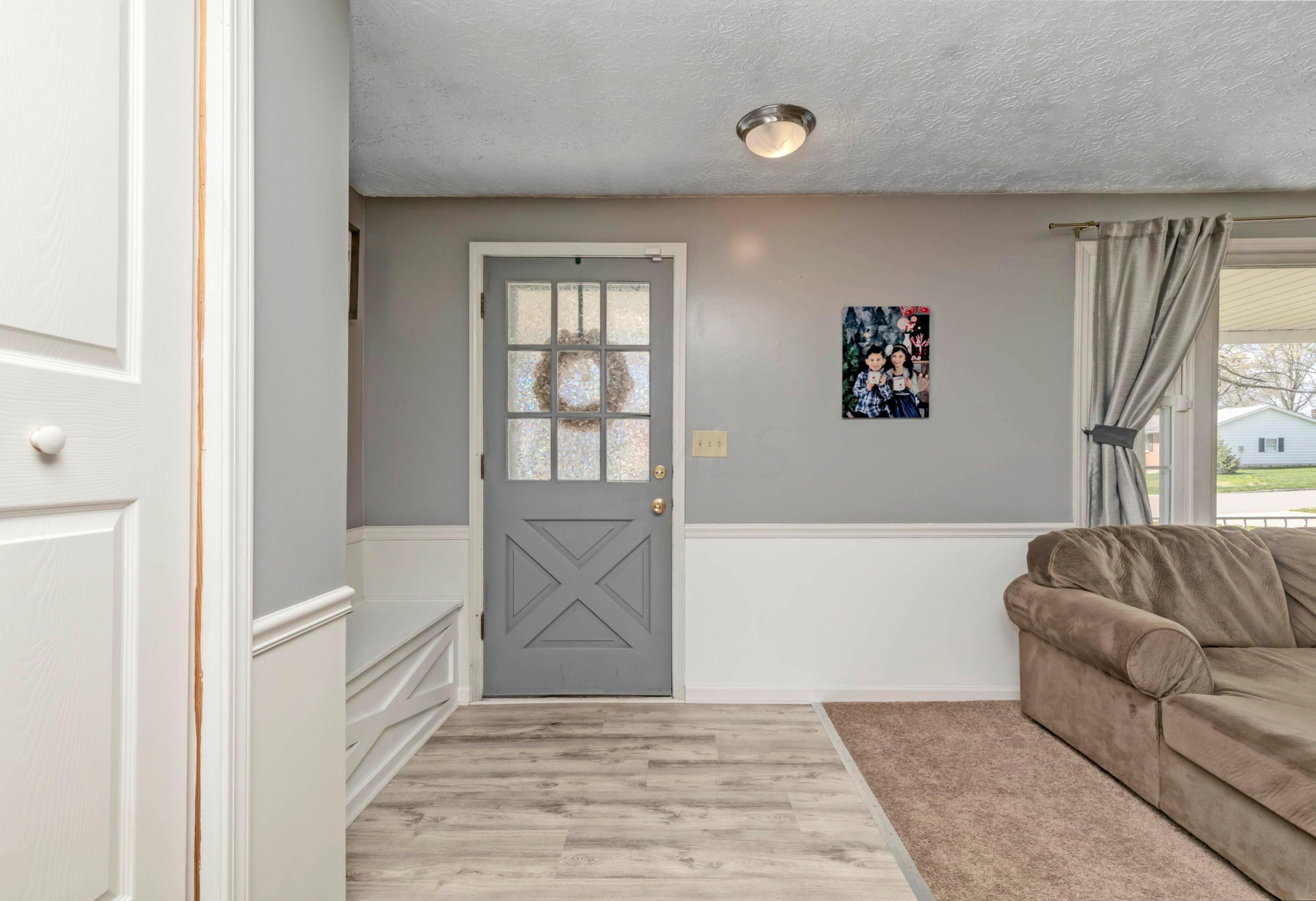 424 Clearview Road Mansfield, OH 44907 - Photo 8 of 37 Gallery Image 8