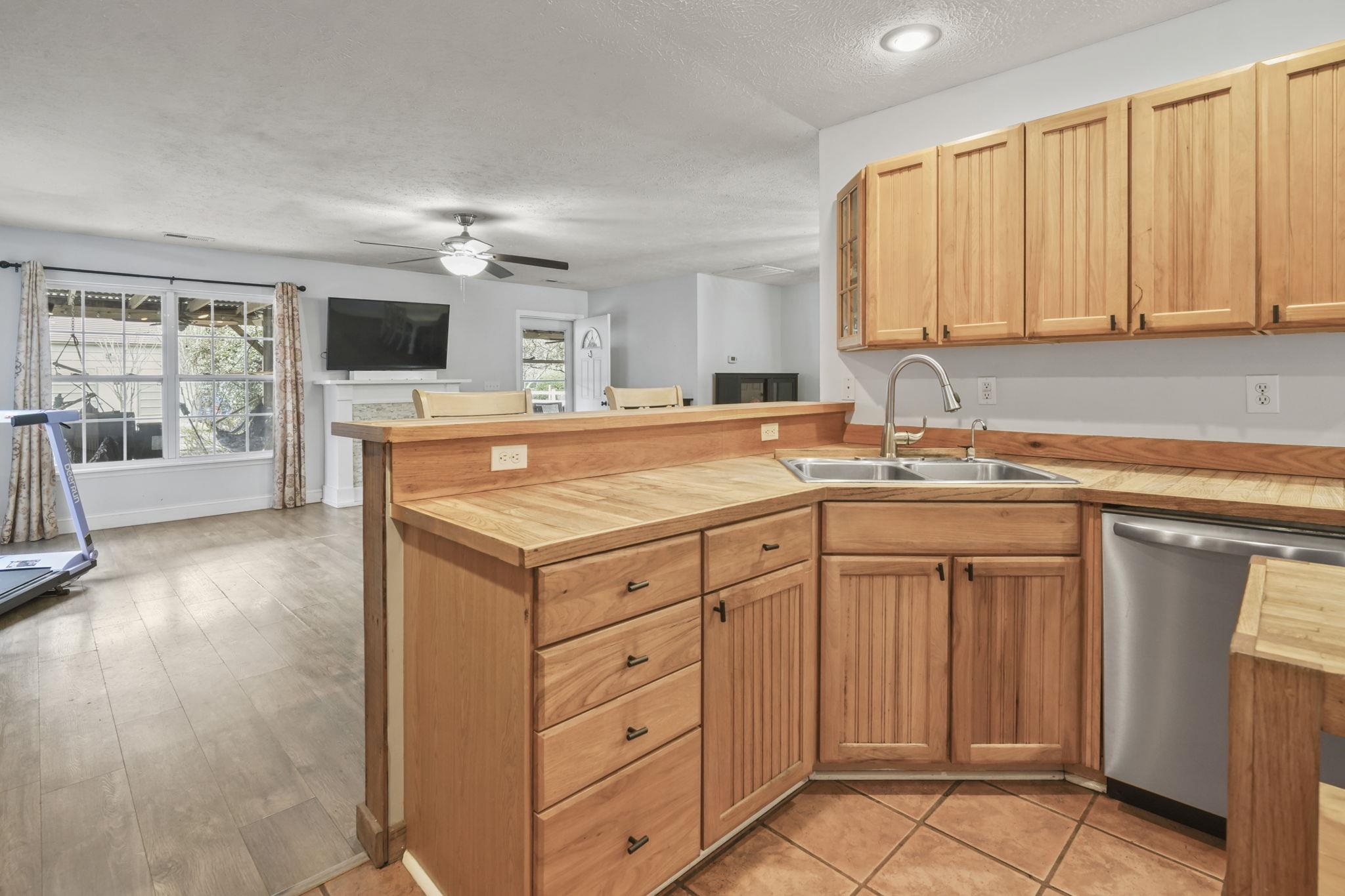 4040 Long Leaf Lane Murrells Inlet, SC 29576 - Photo 5 of 36